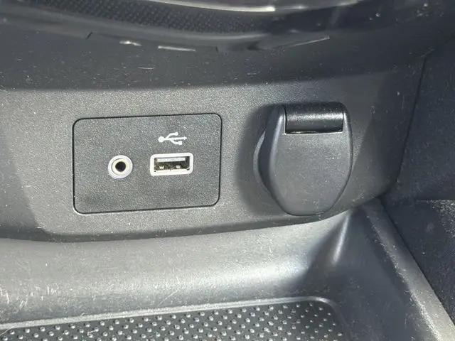 2022 Nissan Rogue Sport S FWD Xtronic CVT