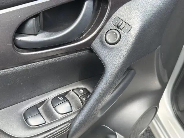 2022 Nissan Rogue Sport S FWD Xtronic CVT
