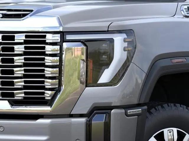 2026 GMC Sierra 2500HD Crew Cab, Standard Bed, Denali, 4WD