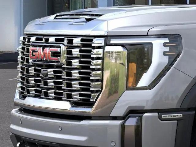 2026 GMC Sierra 2500HD Crew Cab, Standard Bed, Denali, 4WD