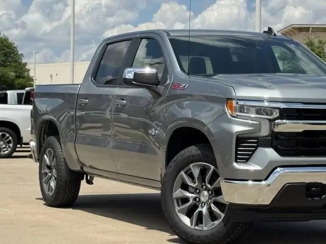 2026 Chevrolet Silverado 1500 4WD Crew Cab Standard Bed LT