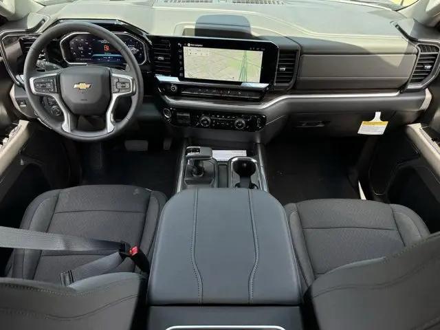2026 Chevrolet Silverado 1500 4WD Crew Cab Standard Bed LT