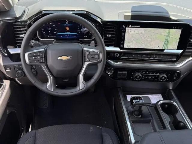 2026 Chevrolet Silverado 1500 4WD Crew Cab Standard Bed LT