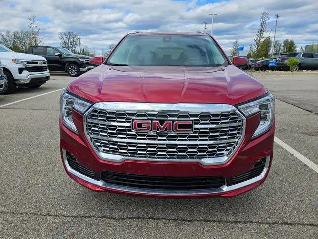 2023 GMC Terrain AWD Denali