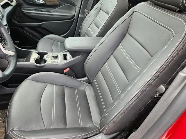 2023 GMC Terrain AWD Denali