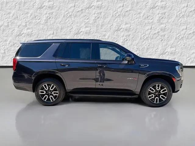 2024 GMC Yukon 4WD AT4