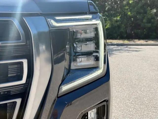 2024 GMC Yukon 4WD AT4