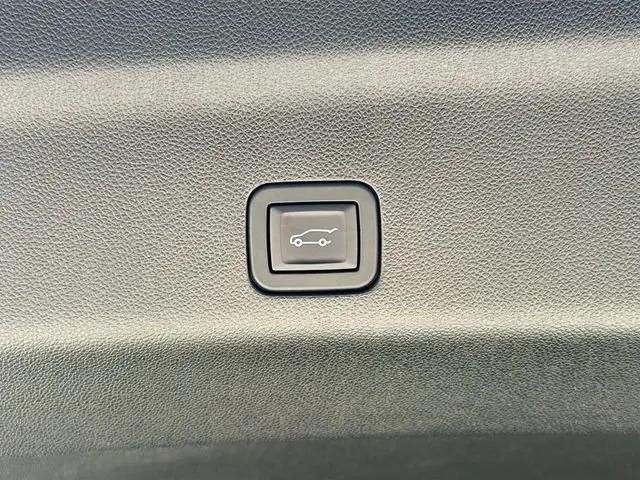 2024 GMC Yukon 4WD AT4