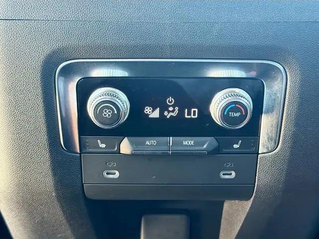 2024 GMC Yukon 4WD AT4
