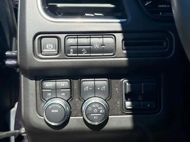 2024 GMC Yukon 4WD AT4