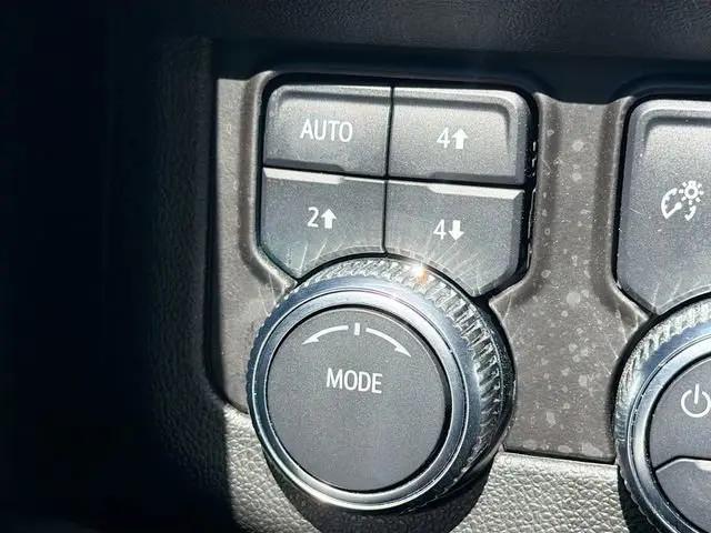2024 GMC Yukon 4WD AT4