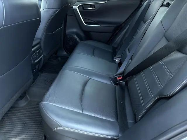 2020 Toyota RAV4 Hybrid Limited