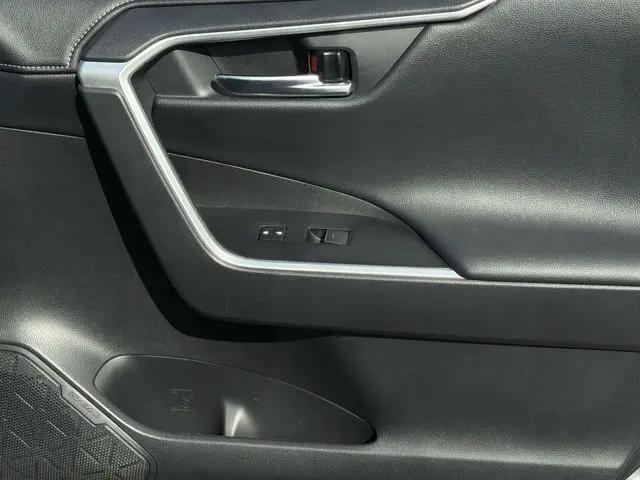 2020 Toyota RAV4 Hybrid Limited