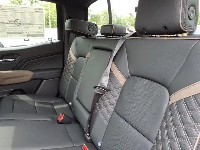 2026 GMC Canyon Denali, 4WD