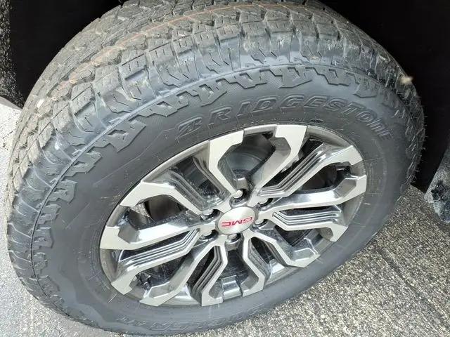 2026 GMC Canyon Denali, 4WD