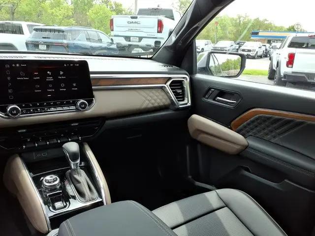 2026 GMC Canyon Denali, 4WD