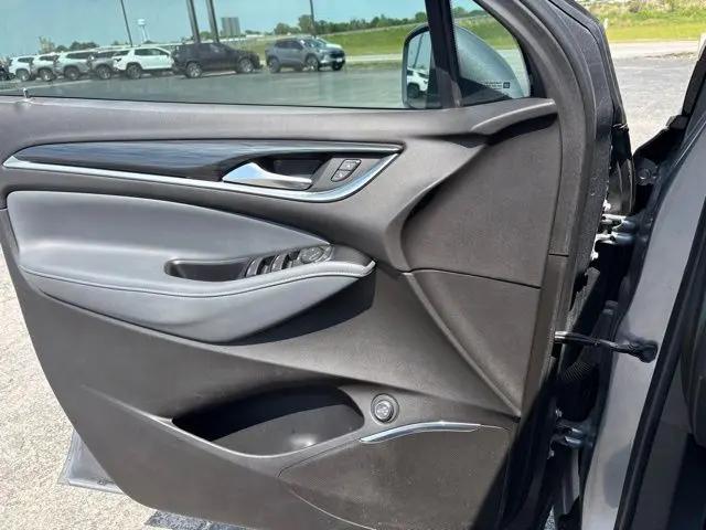 2020 Buick Enclave FWD Essence