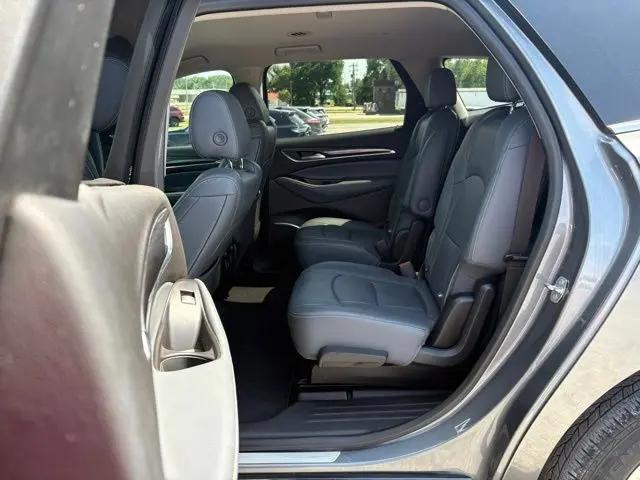 2020 Buick Enclave FWD Essence