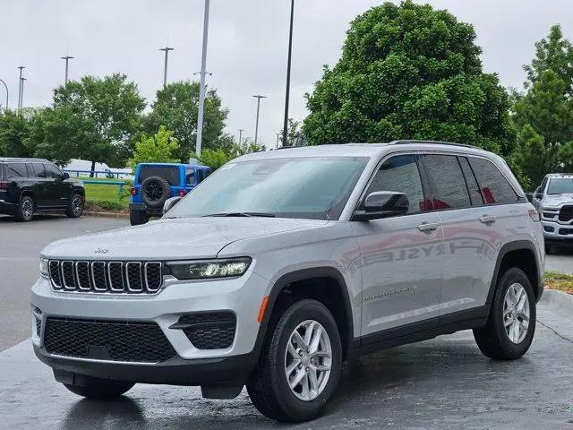 2026 Jeep Grand Cherokee Laredo 4x4