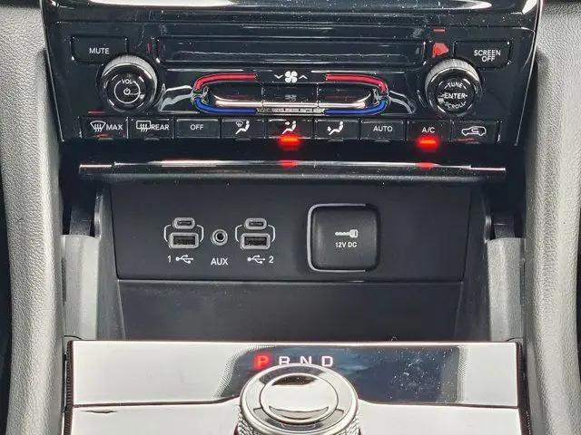 2026 Jeep Grand Cherokee Laredo 4x4
