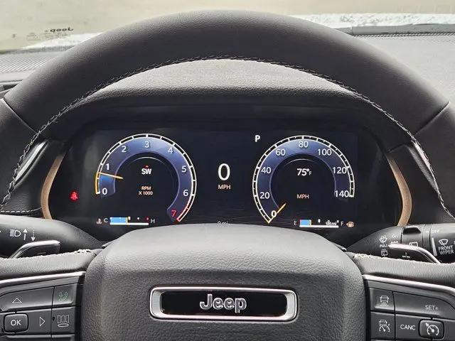 2026 Jeep Grand Cherokee Laredo 4x4