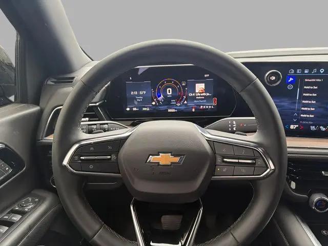 2025 Chevrolet Suburban 4WD High Country
