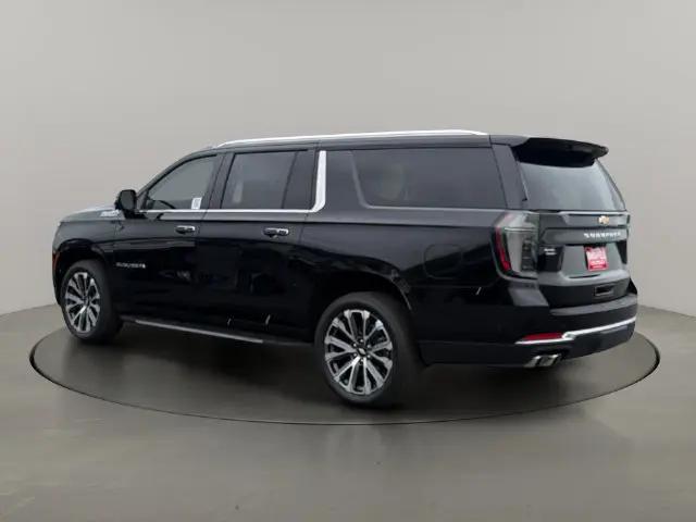 2025 Chevrolet Suburban 4WD High Country