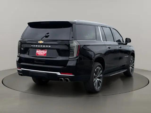 2025 Chevrolet Suburban 4WD High Country