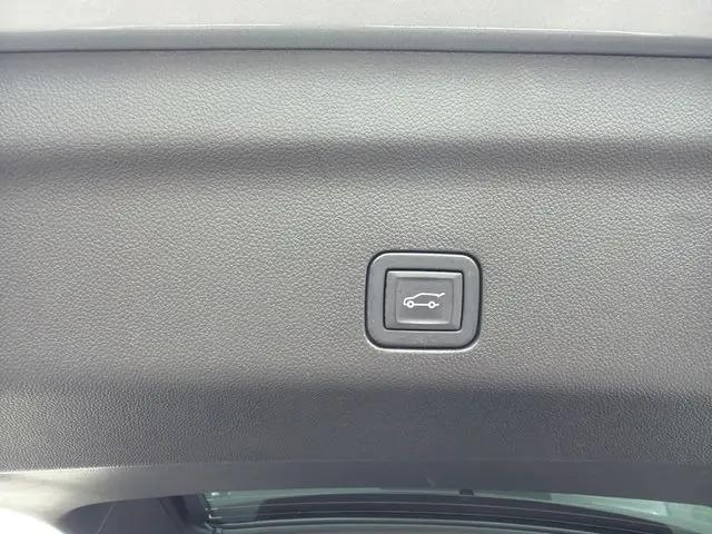 2026 Chevrolet Tahoe 4WD LT