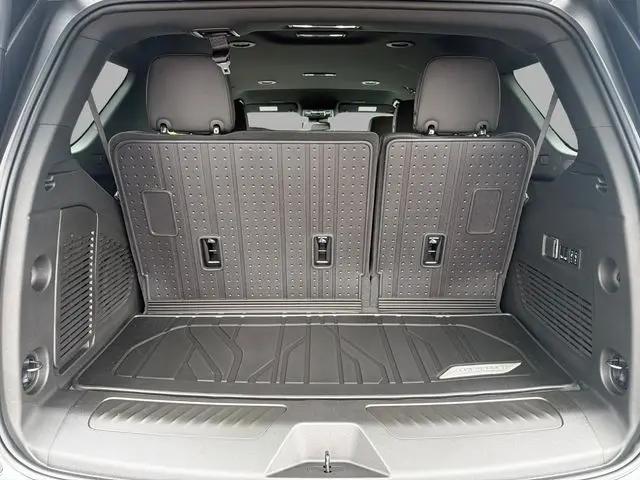 2026 Chevrolet Tahoe 4WD LT