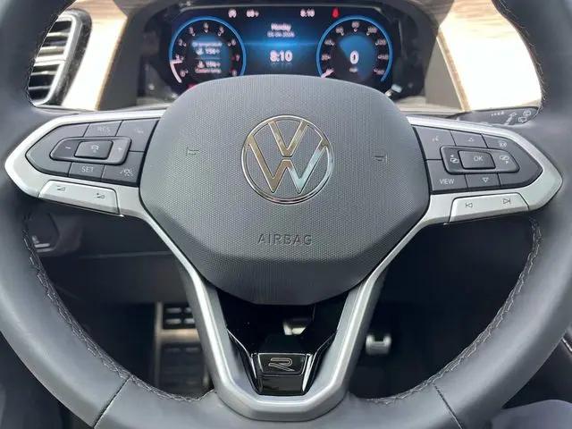 2026 Volkswagen Atlas SEL Premium R-Line