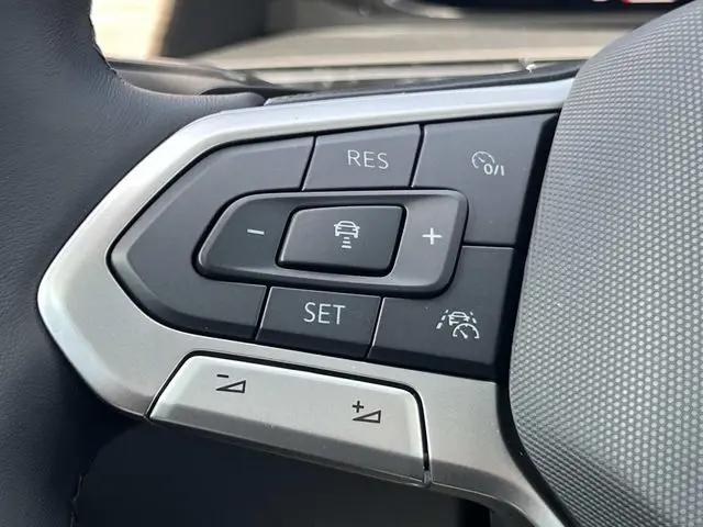 2026 Volkswagen Atlas SEL Premium R-Line