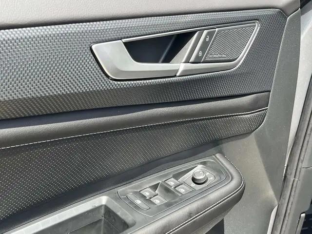 2026 Volkswagen Atlas Cross Sport SEL Premium R-Line