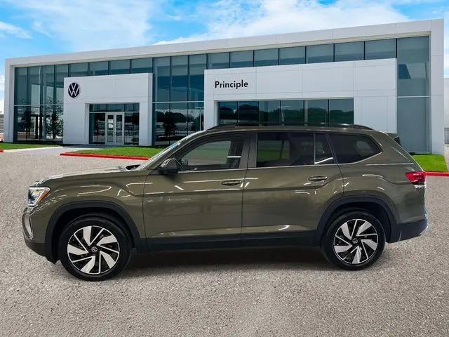 2026 Volkswagen Atlas SE with Technology