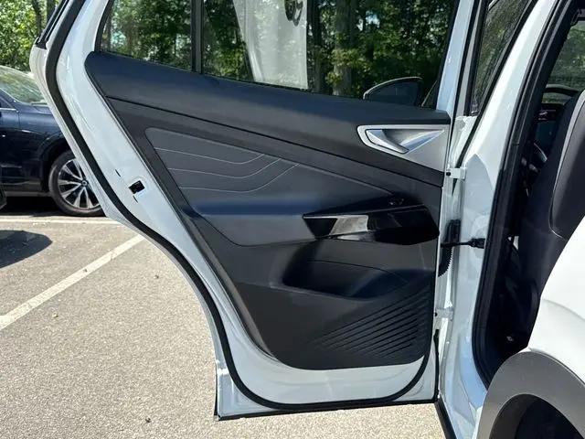 2023 Volkswagen ID.4 AWD Pro S Plus