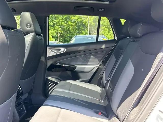 2023 Volkswagen ID.4 AWD Pro S Plus