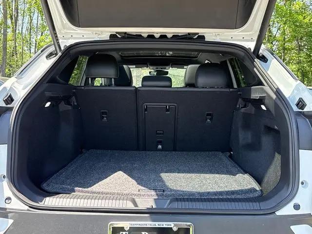 2023 Volkswagen ID.4 AWD Pro S Plus