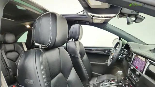 2024 Porsche Macan Macan