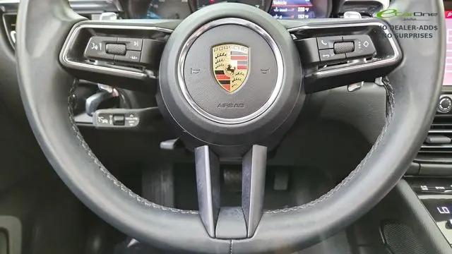 2024 Porsche Macan Macan