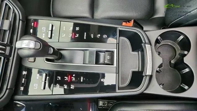 2024 Porsche Macan Macan
