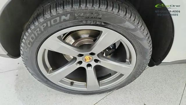 2024 Porsche Macan Macan