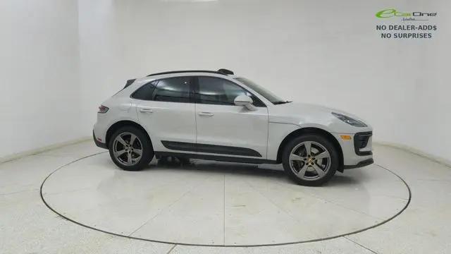 2024 Porsche Macan Macan