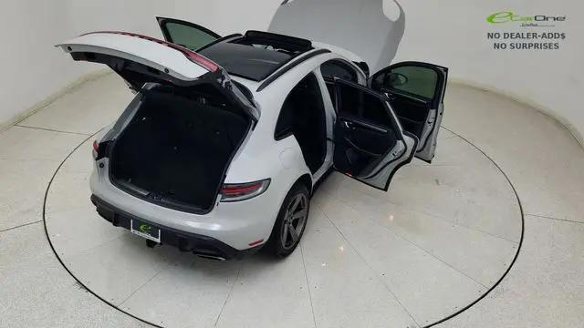 2024 Porsche Macan Macan
