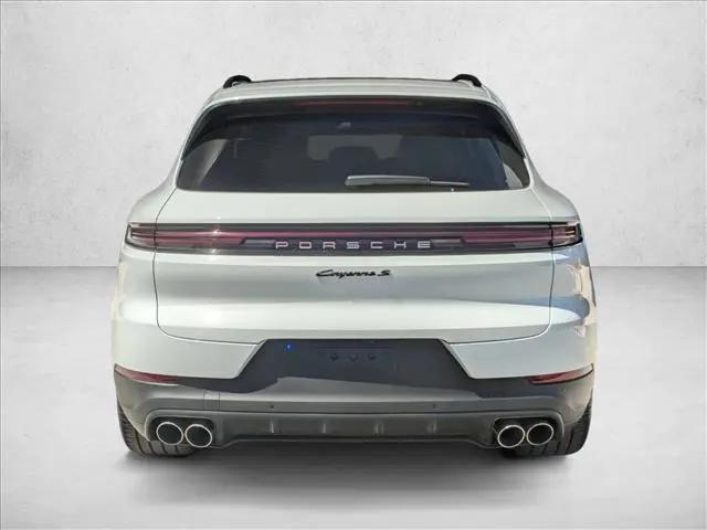 2026 Porsche Cayenne E-Hybrid S