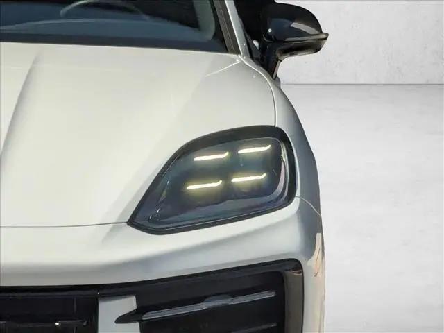 2026 Porsche Cayenne E-Hybrid S