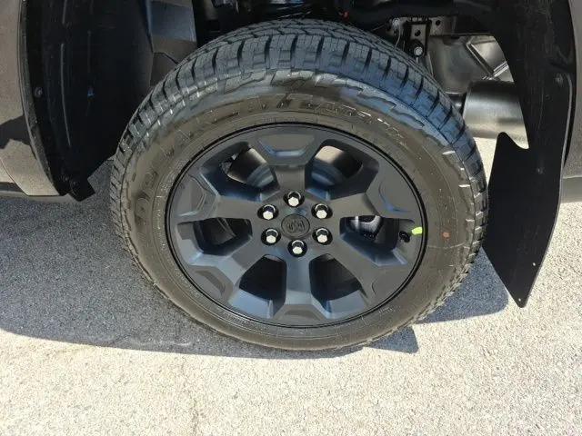 2026 Ram 1500 Big Horn Crew Cab 4x4 64 Box