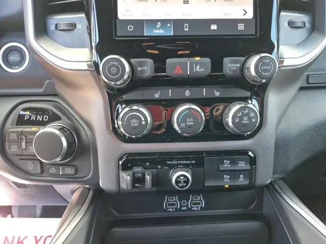 2026 Ram 1500 Big Horn Crew Cab 4x4 64 Box