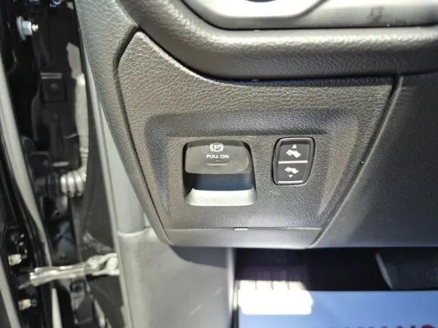 2026 Ram 1500 Big Horn Crew Cab 4x4 64 Box