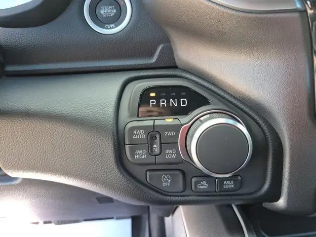 2026 Ram 1500 Big Horn Crew Cab 4x4 64 Box