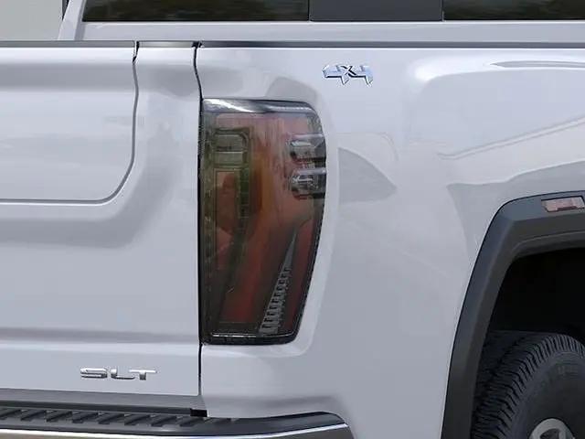 2026 GMC Sierra 3500HD Crew Cab, Long Bed, SLT Dual Rear Wheel, 4WD